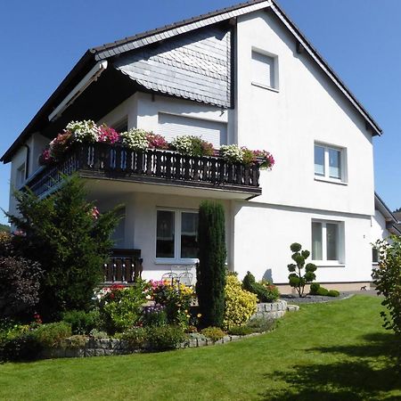 Ferienwohnung Waltraud 布里隆 外观 照片