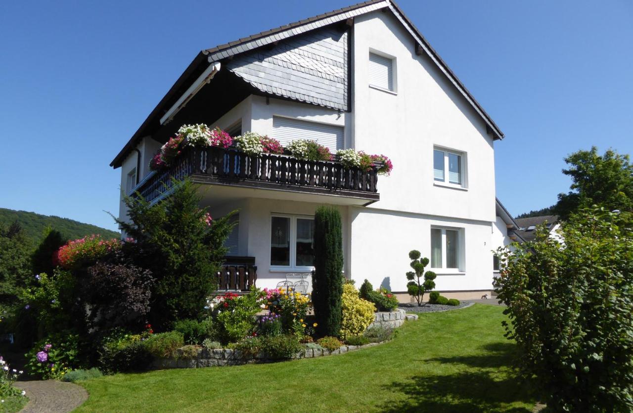 Ferienwohnung Waltraud 布里隆 外观 照片